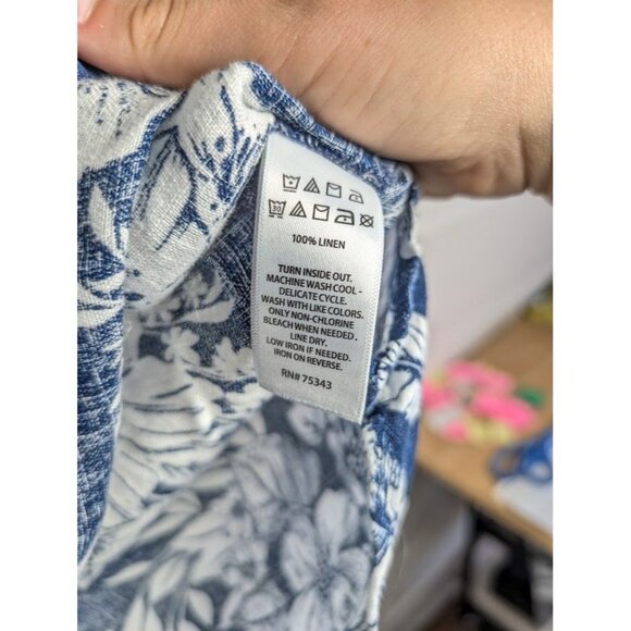 C&C California Top Women's Size 1X 100% Linen Floral Hawaiian Beach Vacation - Picture 5 of 8